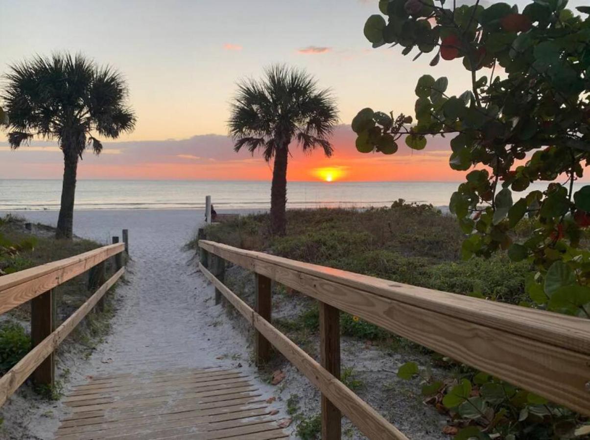 Sunset Paradise - Find Yourself In Tampa Exterior photo